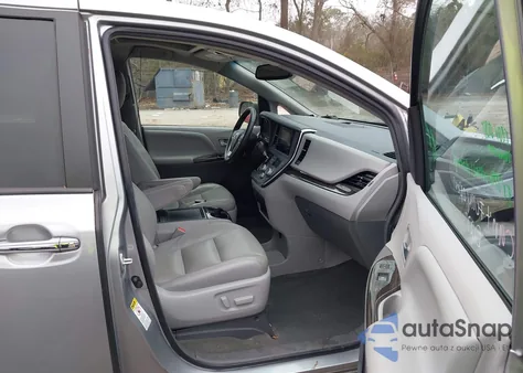 2017 Toyota Sienna Xle 8 Passenger from USA, damaged, VIN 5TDYZ3DC2HS890802